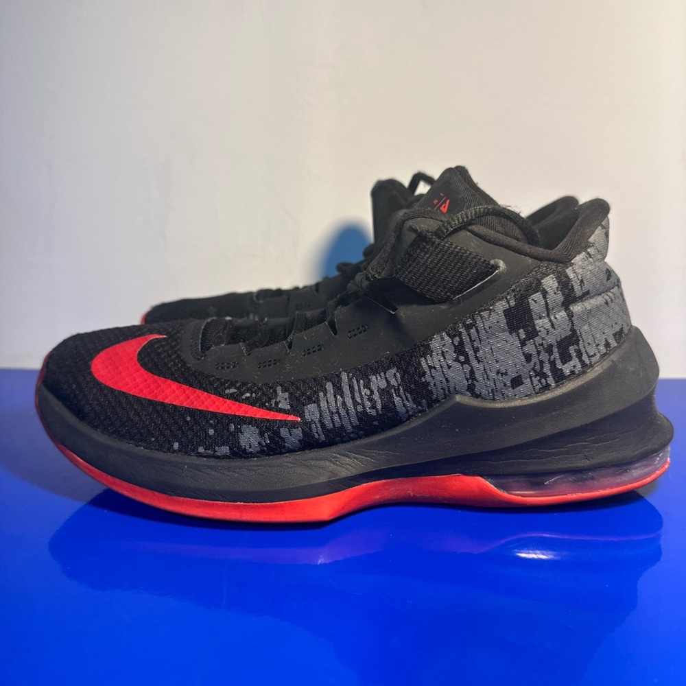 Nike Air Max Infuriate Mens Size 8 Black And Red Basketball Shoes Sneakers